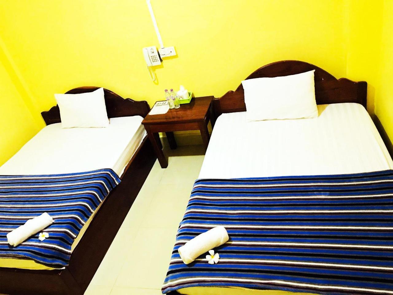 First Hotel Battambang Luaran gambar